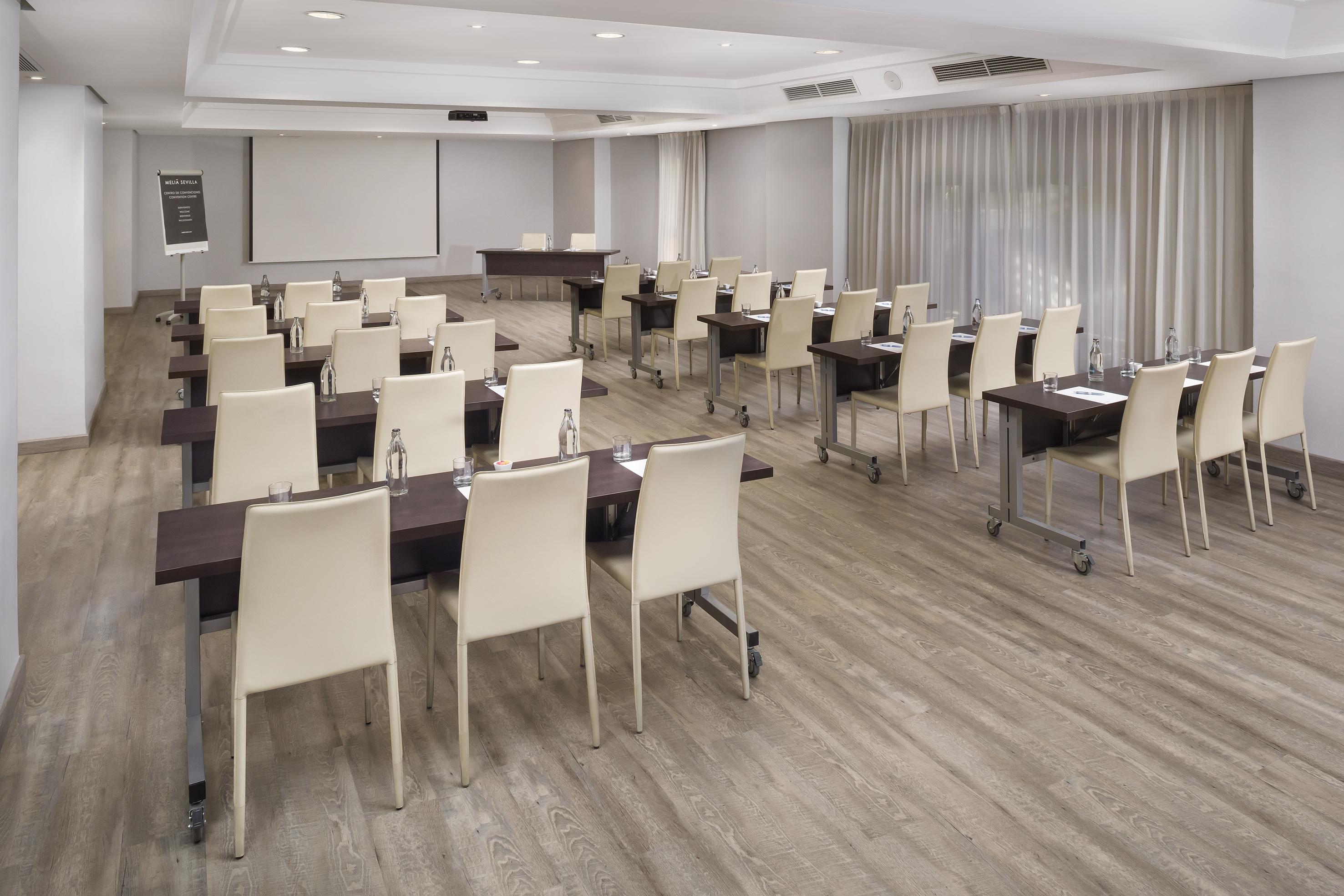 The Level At Melia Sevilla Exterior foto